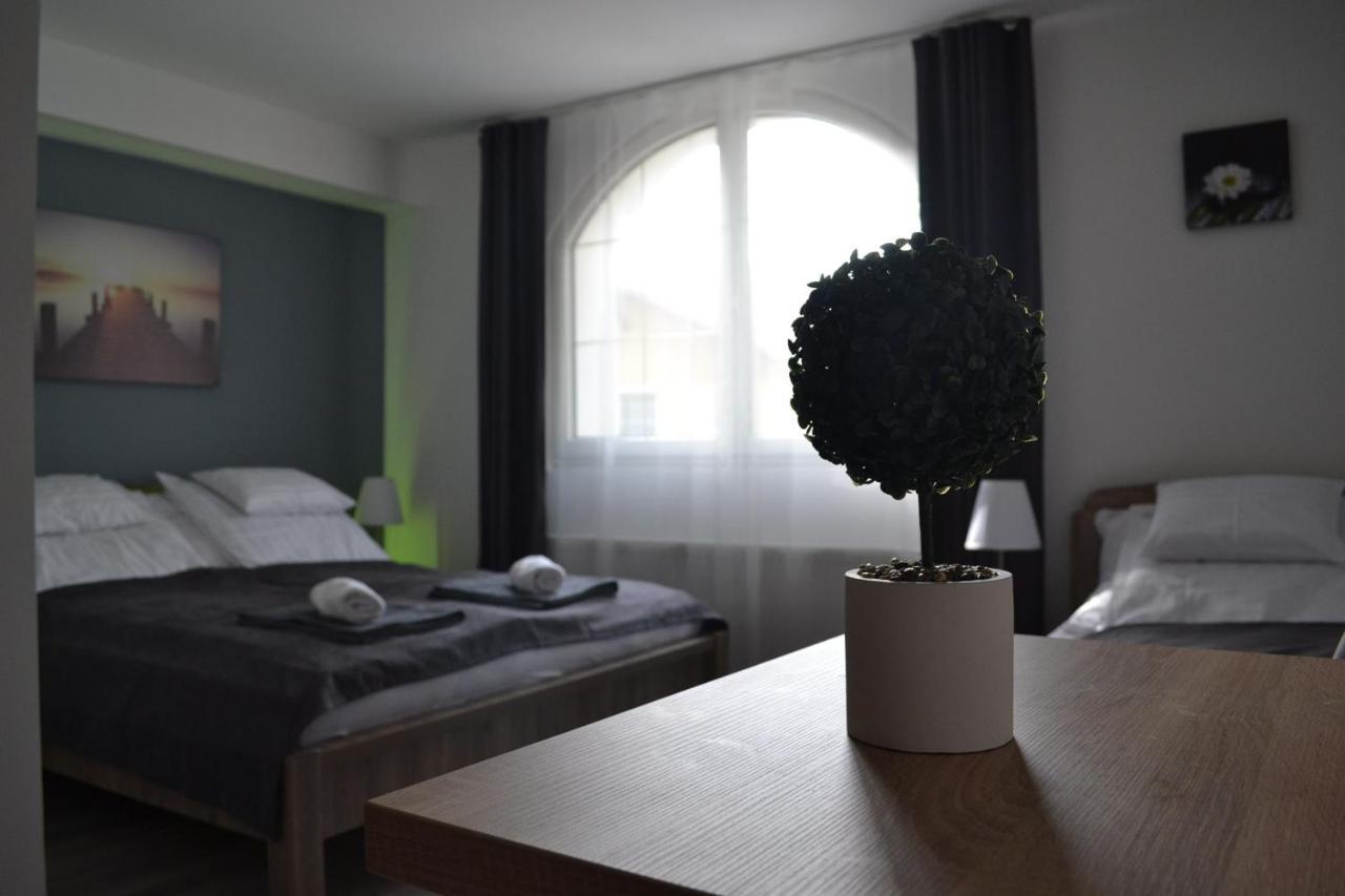 Fonix Design Rooms Debreczyn Zewnętrze zdjęcie