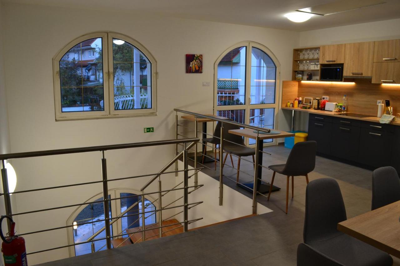 Fonix Design Rooms Debreczyn Zewnętrze zdjęcie