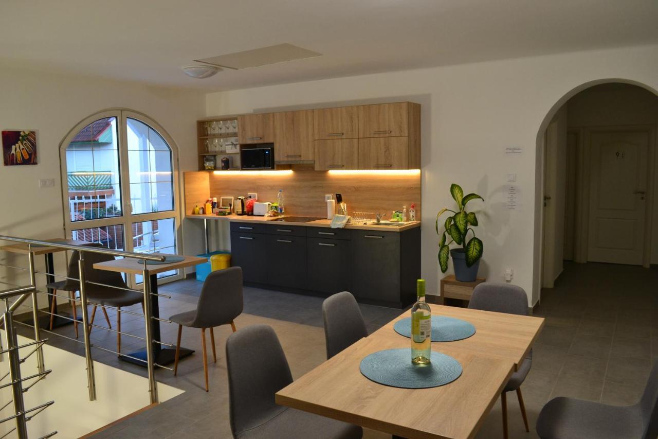 Fonix Design Rooms Debreczyn Zewnętrze zdjęcie