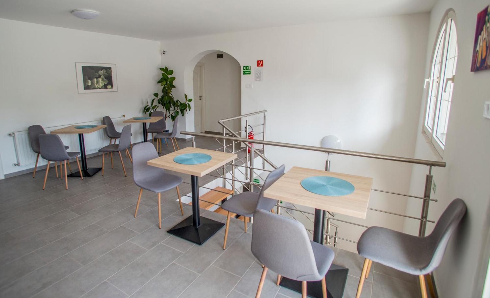 Fonix Design Rooms Debreczyn Zewnętrze zdjęcie